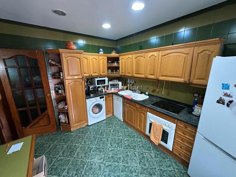 Foto 6744b7dc-7ee7-4e23-8338-78968a70a745. Maison jumelée avec parking dans Los Vadillos - R. Sanitaria - Pozanos Burgos