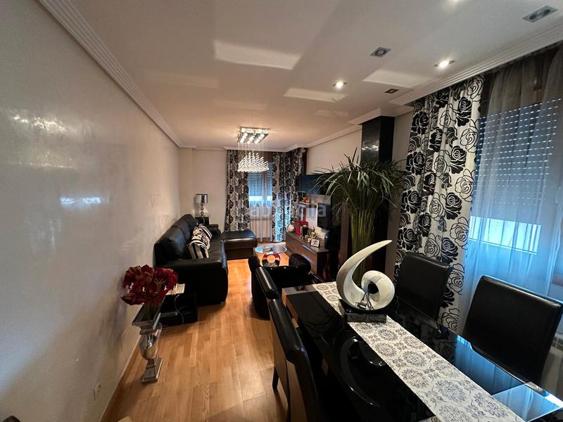 Foto ebb56fe6-3fae-445c-85b6-85c9428b7212. Àtic amb calefacció aparcament a Villafría - La Ventilla - Castañares Burgos