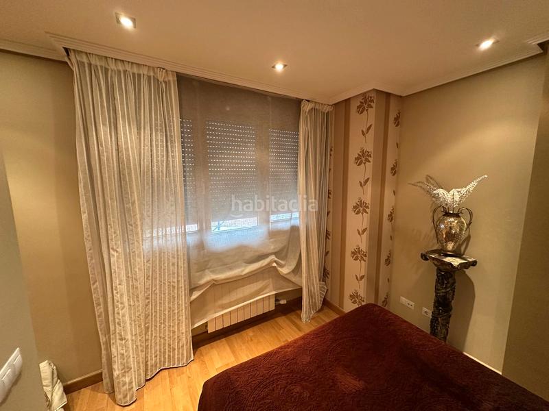 Foto c38dfd13-33e1-418c-a1be-6be5bddea48d. Attico con riscaldamento parcheggio in Villafría - La Ventilla - Castañares Burgos