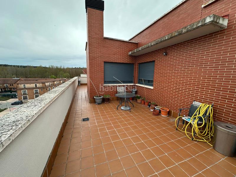 Foto f970e554-c1a0-44f3-a70b-bd99c97ff5d9. Attique avec chauffage parking dans Villafría - La Ventilla - Castañares Burgos