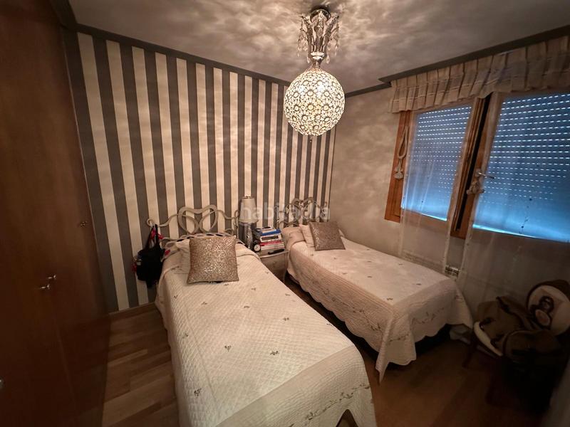 Foto 328eccd2-a425-4250-a72d-8d4a21ed09b2. Dachwohnung mit heizung parking in Villafría - La Ventilla - Castañares Burgos