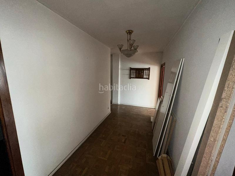 Foto 049630ff-14dc-4866-af96-fd100fe283f5. Appartamento con riscaldamento parcheggio in Reyes Católicos Burgos