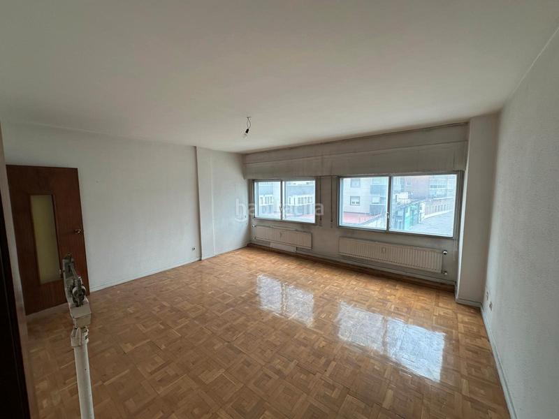 Foto 8521c2b4-9cd1-4a56-bbe7-def71db6d599. Flat with heating parking in Reyes Católicos Burgos