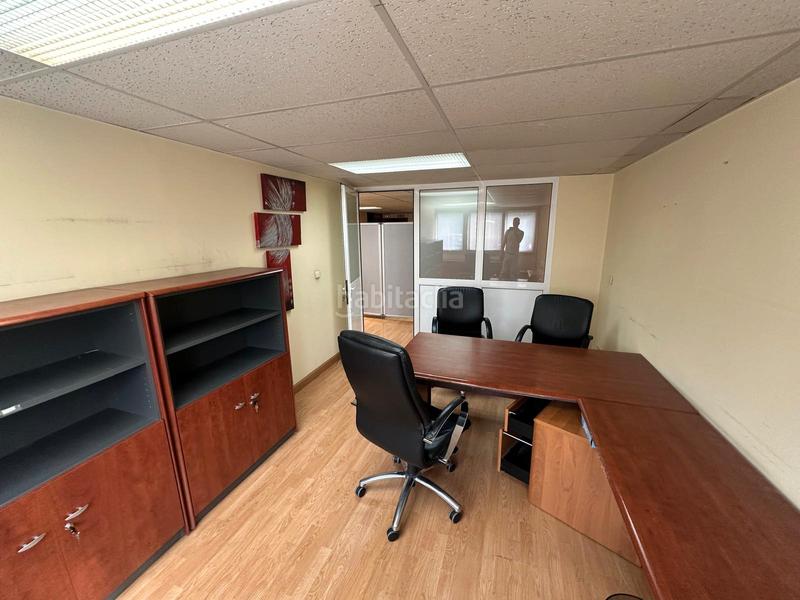 Foto dc191b02-7b9e-4b14-8bb9-417fda665700. Miete büro in Reyes Católicos Burgos