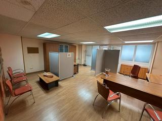 Rent Office space  Avenida reyes católicos