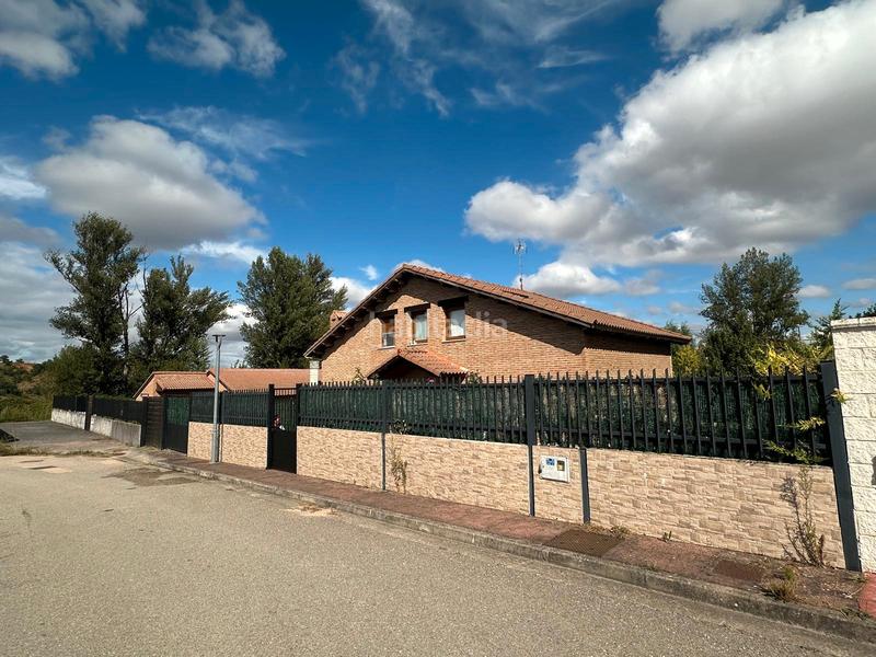 Foto 13472652-b460-440c-87c1-631eceab6c35. Chalet avec cheminée chauffage dans Merindad de Río Ubierna