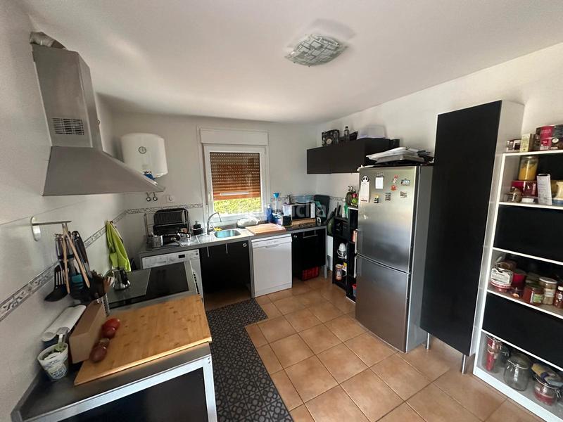 Foto 25ebeefb-0ce8-48db-ab4a-d7a76bcaf182. Chalet avec cheminée chauffage dans Merindad de Río Ubierna