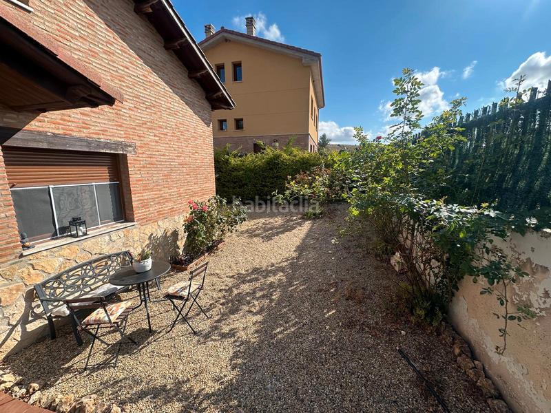 Foto a110f33c-eb23-49f2-86ef-028ff08ba312. Chalet avec cheminée chauffage dans Merindad de Río Ubierna