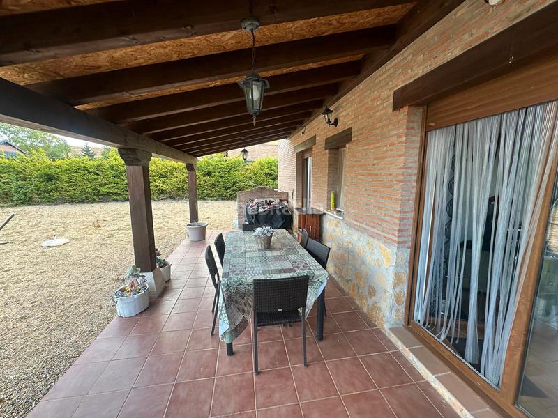 Foto a7f1c84c-9b57-4ce8-8978-ddaba031e2ae. Chalet avec cheminée chauffage dans Merindad de Río Ubierna