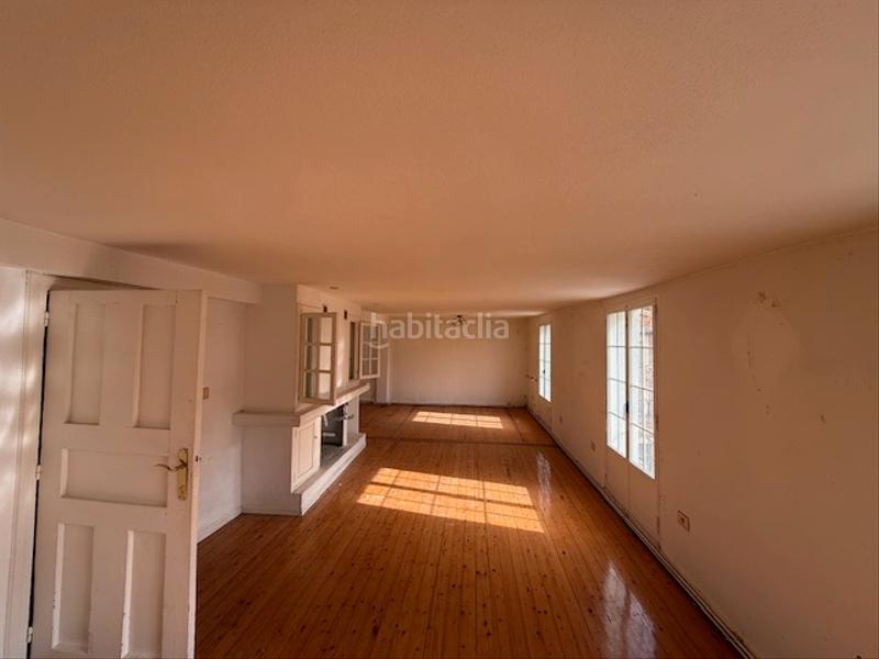 Foto b5ccee9b-f669-43b5-99e7-e20510c68313. Pis a Pradoluengo