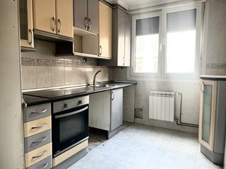 Etagenwohnung  Calle ramón y cajal