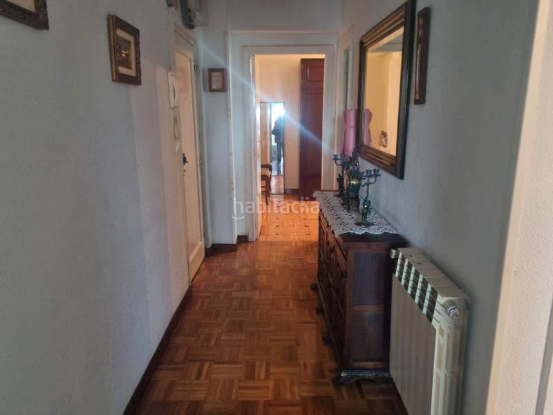 Foto e3bacf0c-7d9c-4d58-913c-e1933c1b5260. Etagenwohnung mit heizung in Gamonal - San Bruno - G9 Burgos