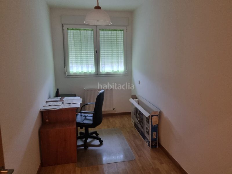 Foto 9639e599-1eb7-4a4e-98ea-2434064195b1. Pis amb calefacció aparcament a Villimar - V1 - V2 - S3 - S4 - San Cristobal Burgos