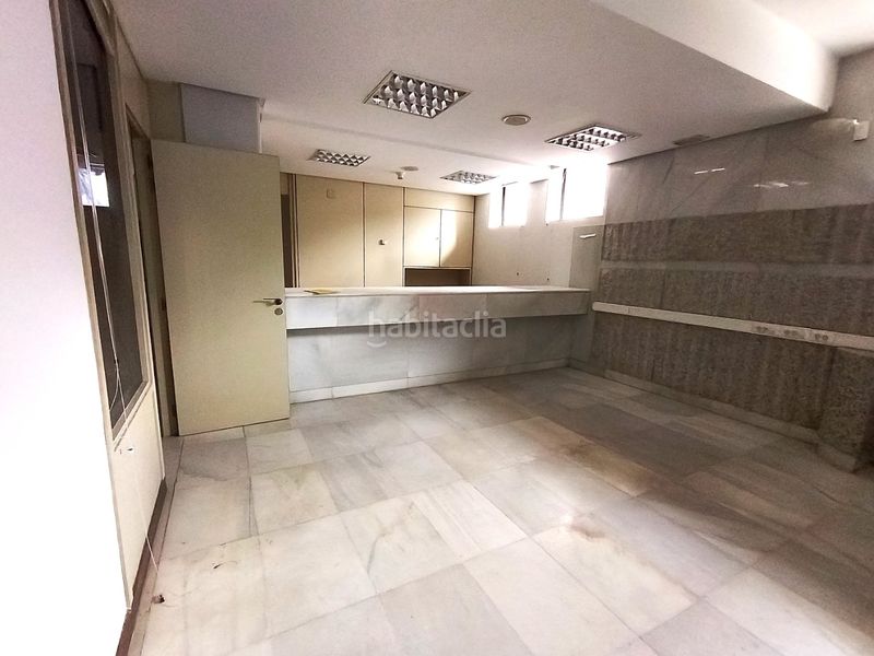Foto 608a2aca-6c88-48a9-b5c7-6b4325071435. Local comercial a Centro Palencia