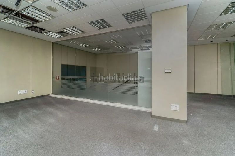 Foto 90cd67ff-b180-4e71-b152-180369adb513. Local comercial a Centro Palencia