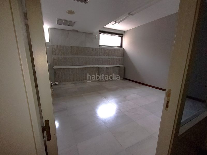 Foto a50b9633-5dbb-4591-b703-5bbee04c88fb. Local comercial a Centro Palencia