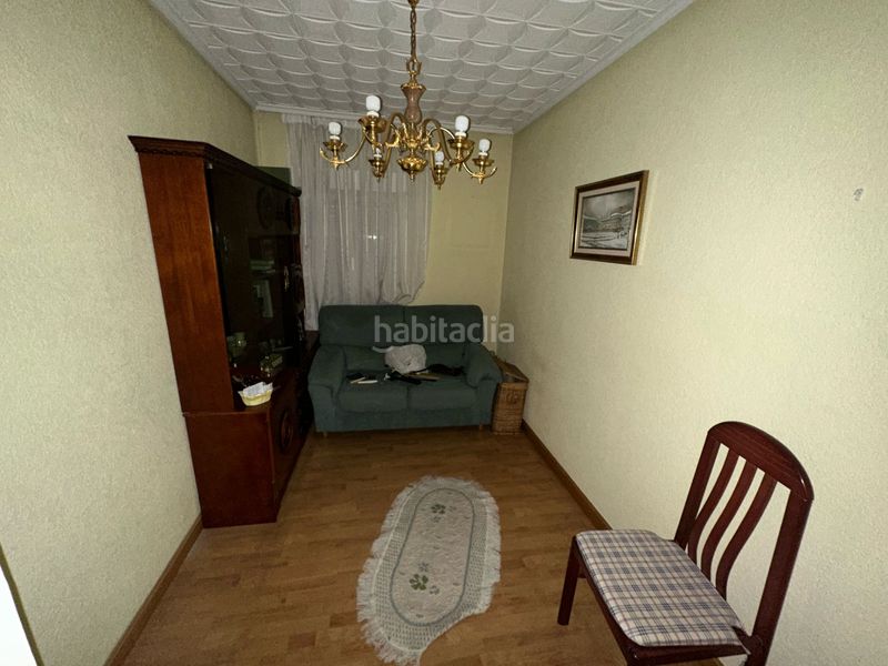 Foto 06f98d9f-7a7f-41b6-ab55-ba744d739775. Casa a Gamonal - San Bruno - G9 Burgos