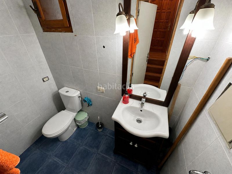 Foto 233d7a48-6ef0-4595-99ff-b095c189b12d. Casa amb xemeneia calefacció aparcament a Villafría - La Ventilla - Castañares Burgos
