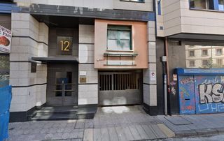 Car parking  Calle trinas