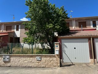 Casa adossada  Calle las tejeras