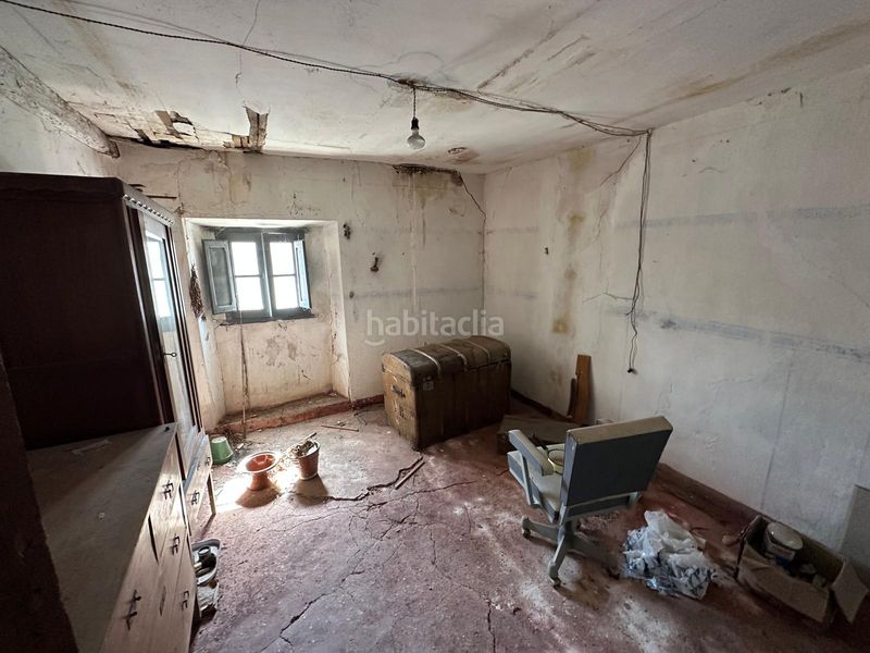 Foto adad61f7-68c1-42a7-a1fe-2b63d6d777f8. Casa amb xemeneia a Rubena