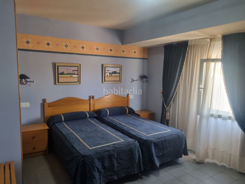 Foto dcbe54cc-2a93-4e66-a2f8-ee6624a4d182. Edificio en Villodrigo