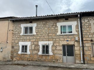 House  Calle iglesia