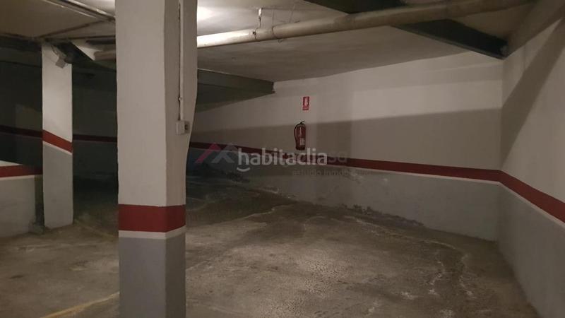 Foto 3ba1c1f4-3cdc-461b-823b-a3fd61a0f54a. Parking coche en quevedo 20 en Crucero León