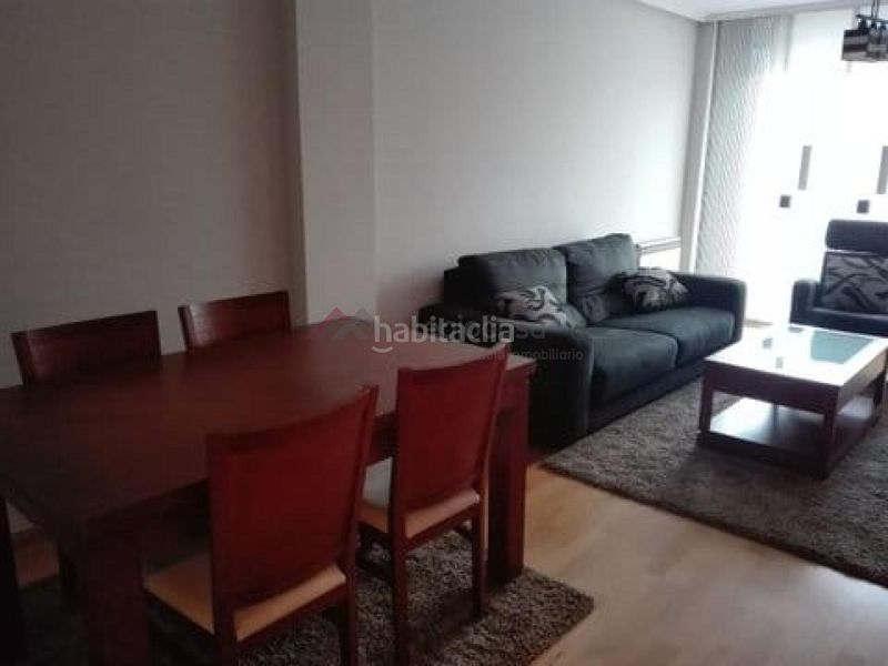 Foto 1f24a6f0-eb2b-4ded-ab9d-130a1a060f86. Alquiler piso en El Soto León