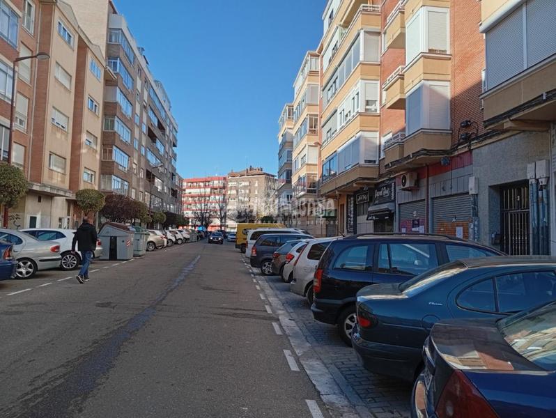 Foto 2609d57c-9b45-4e05-9019-66e28a87252e. Geschäftsraum in Pajarillos Bajos Valladolid