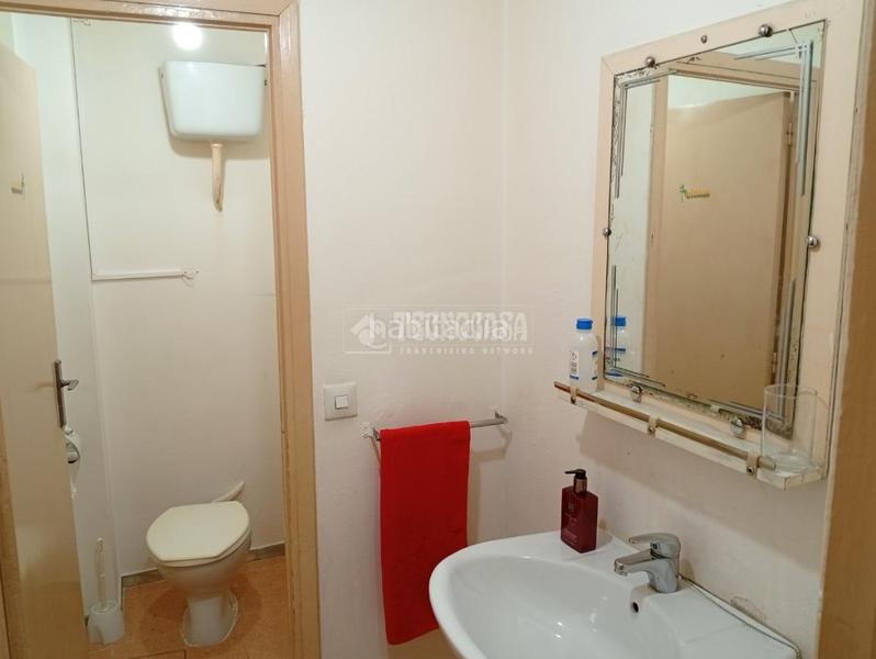 Foto b3bd982d-ee51-40e4-9f1d-1b6c217c0ced. Geschäftsraum in Pajarillos Bajos Valladolid