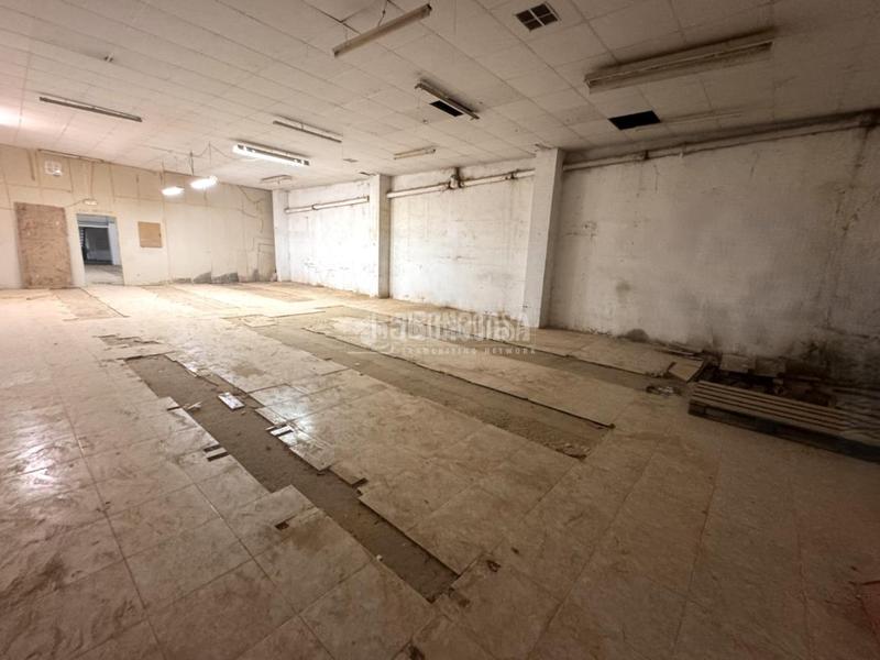 Foto 0d1f4a56-9919-48b9-bbe8-f854d497fe2c. Location local commercial dans Caño Argales Valladolid