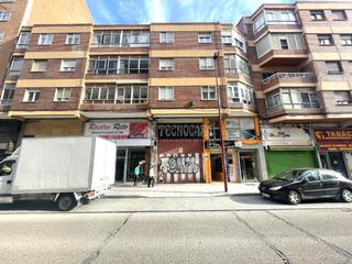 Alquiler Parking coche en Pajarillos Bajos. Boxplaza de garaje en alquiler en valladolid
