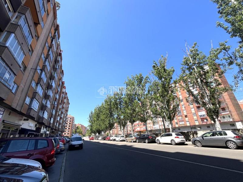 Foto fe7f3171-f60c-4f3b-b4db-f1598219de75. Pis amb calefacció a Pajarillos Bajos Valladolid