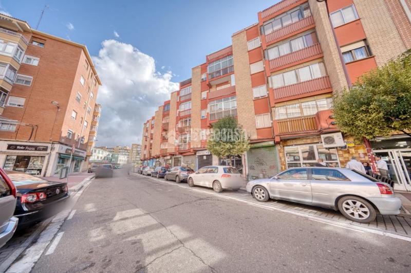 Foto 7df4717f-9cb6-4833-9788-ce61a2890198. Appartamento con riscaldamento in Pajarillos Bajos Valladolid