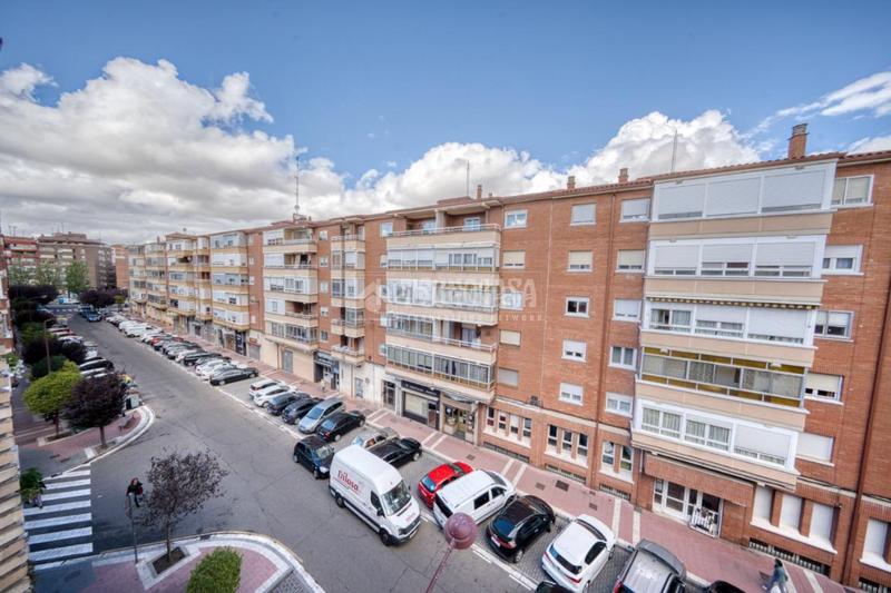 Foto cb8af5d1-549e-4bb3-817b-14b79935143a. Appartamento con riscaldamento in Pajarillos Bajos Valladolid