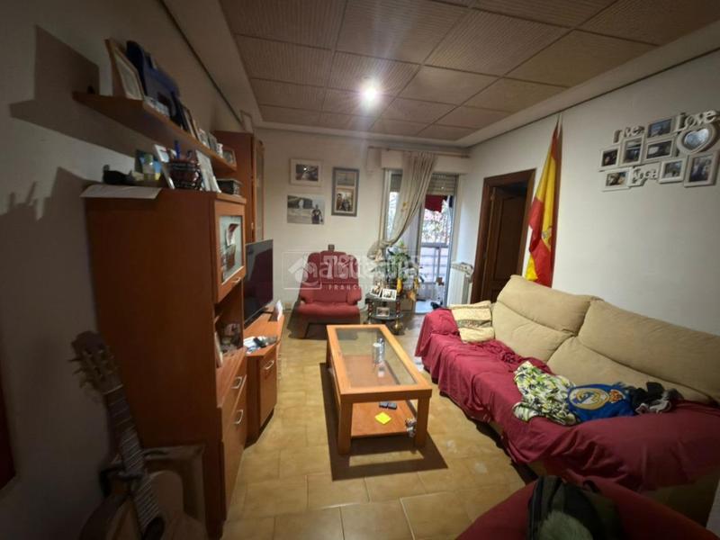 Foto 611059af-90b0-4732-9f7c-bd18f6922d32. Etagenwohnung mit heizung in Pajarillos Bajos Valladolid