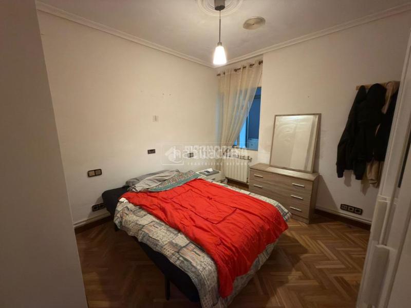 Foto 8f07d1a4-a258-4645-a65b-8a07a9adba7b. Etagenwohnung mit heizung in Pajarillos Bajos Valladolid