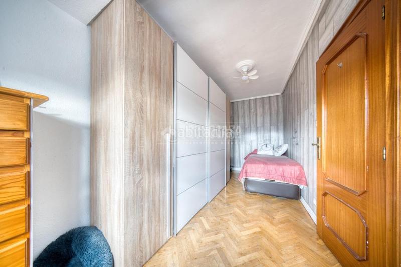 Foto ce1d58f7-f7a1-447d-a3f1-ba4617fb3cd5. Pis a Pajarillos Bajos Valladolid