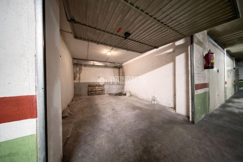 Foto cdeff6a8-8676-464e-ae20-13f195326ead. Aparcament cotxe a Pajarillos Bajos Valladolid