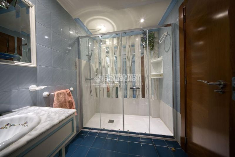 Foto 2b092964-3a0e-45cc-94f2-c5276896b2ed. Pis amb calefacció aparcament a Pajarillos Bajos Valladolid