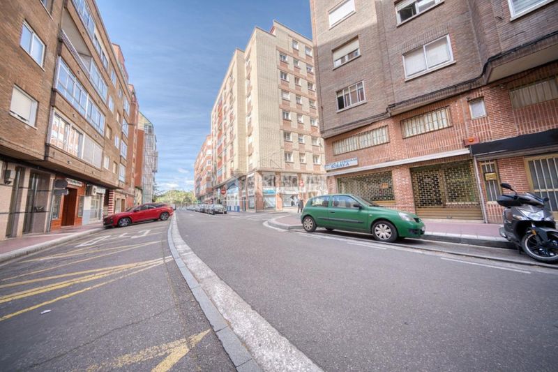 Foto 4be9c960-2270-4fc5-826c-bb9ab4df0dfc. Pis amb calefacció aparcament a Pajarillos Bajos Valladolid