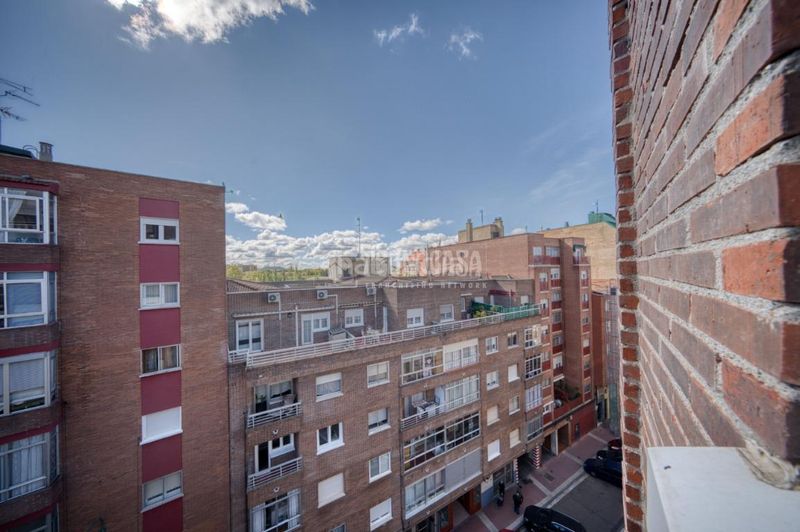 Foto 8e8a4e7e-fa4a-4749-9eaa-9c10e6ae3428. Pis amb calefacció aparcament a Pajarillos Bajos Valladolid