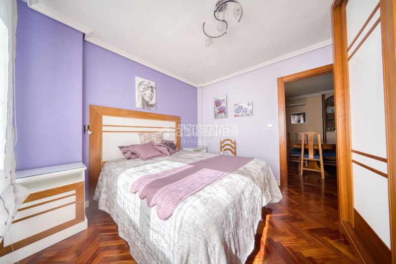 Foto e7dd0d06-6df6-46d0-a2f3-d689929e9079. Pis amb calefacció aparcament a Pajarillos Bajos Valladolid