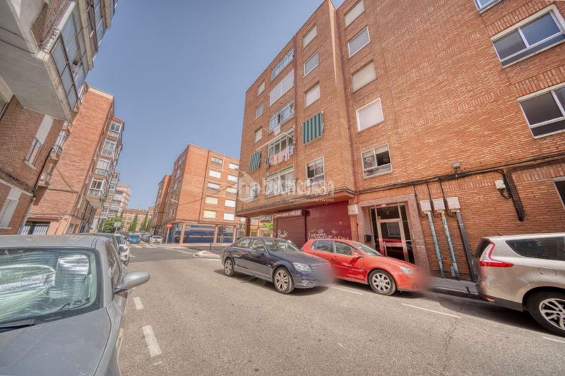 Foto 4ab3212c-7873-4ecd-a8ab-6af241a1e346. Pis a Pajarillos Bajos Valladolid