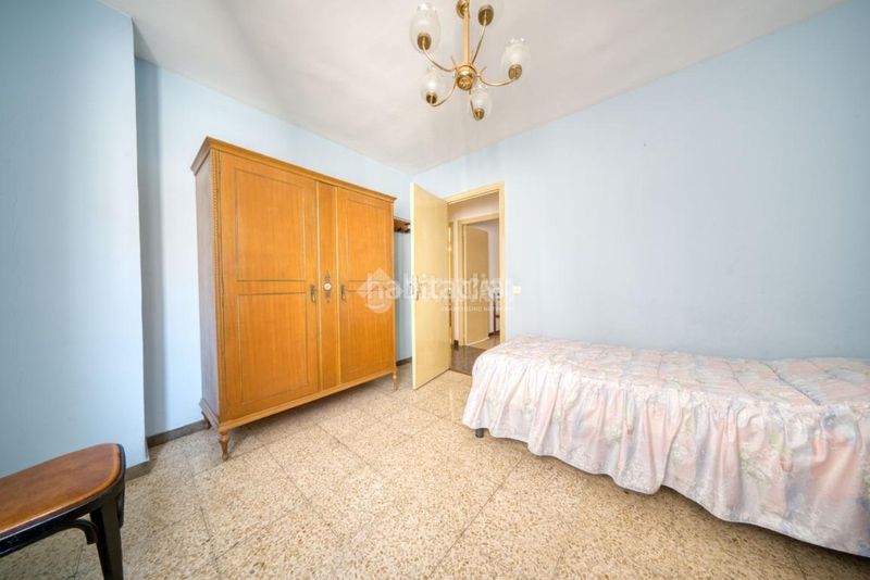 Foto a3de7d8d-8400-403f-896d-de047f217cf8. Piso  en venta en Pajarillos Bajos Valladolid