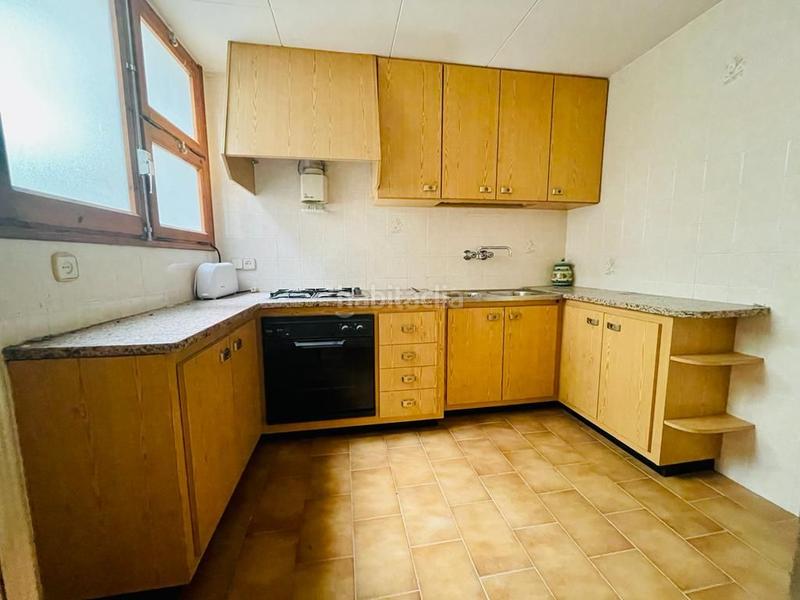 Foto 808f0f50-8ec6-4148-be70-af3e3f563fd1. Edificio in Centre Figueres