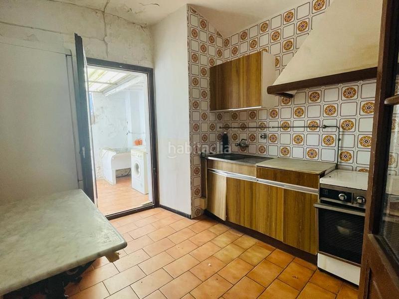 Foto a17652b9-cbd7-4f08-ad51-8f4997112270. Edificio in Centre Figueres