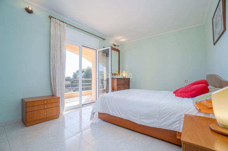 Foto 7f8d895e-f8e4-441e-87c2-7d253820438a. Casa amb calefacció a Garriguella
