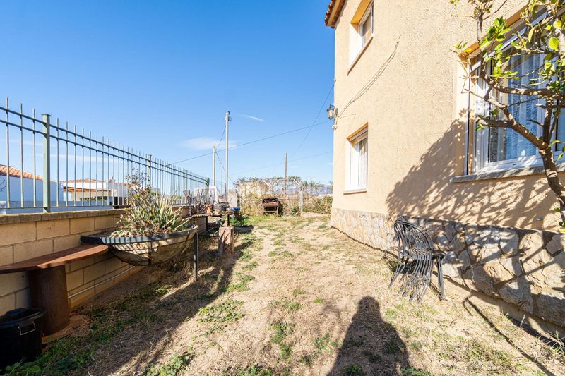 Foto e621af35-572c-46a2-843b-bc6f71a4b955. Casa amb calefacció a Garriguella